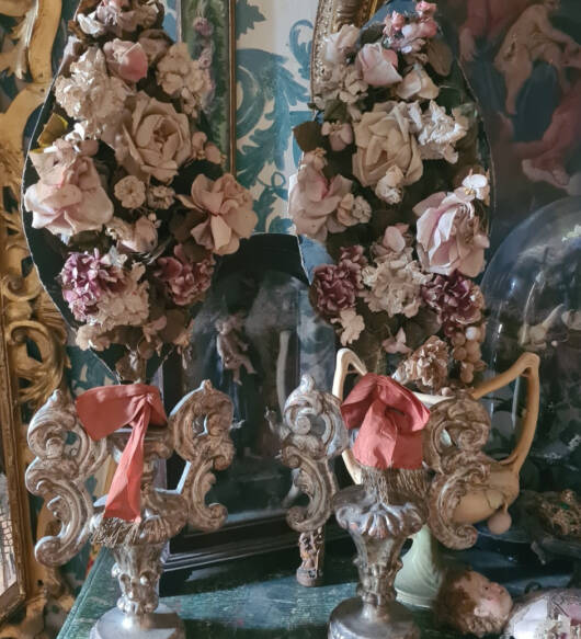 Palme e portapalme del 700 argentati e con fiori di stoffa